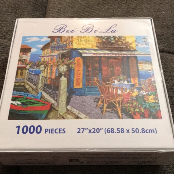 unopened 1000 puzzle - Picture 2 of 2
